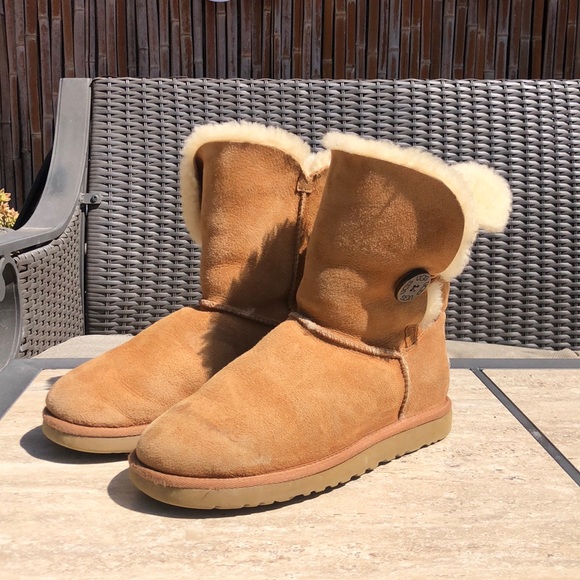 UGG Shoes - UGG Chestnut "Bailey Button" Boot 8